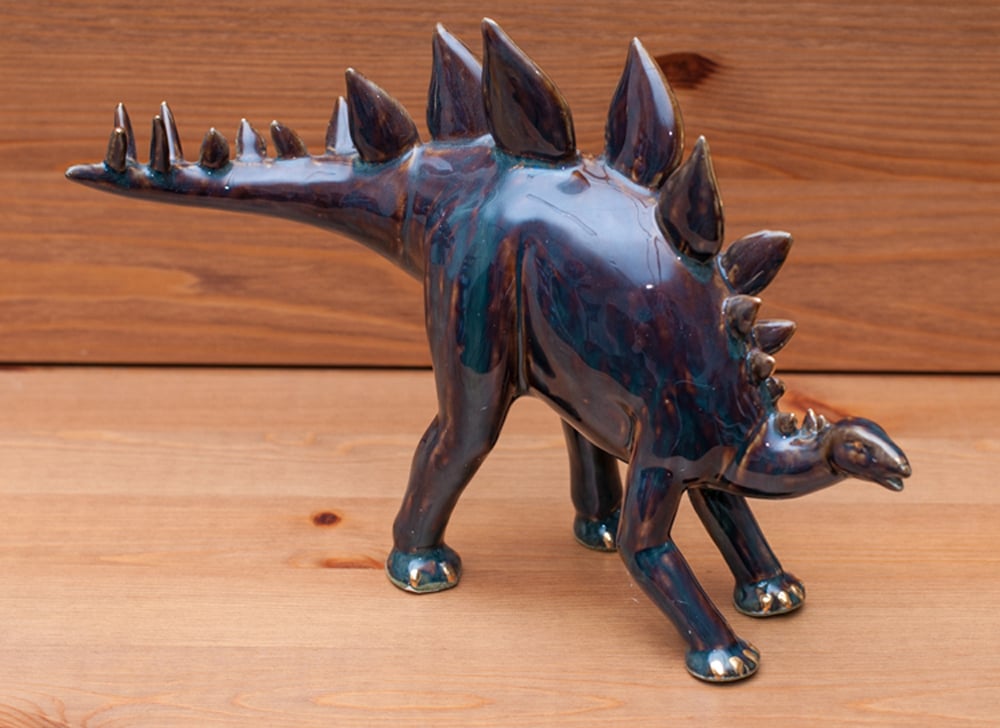 Stegosaurus Sculpture (Golden Pond Collection)